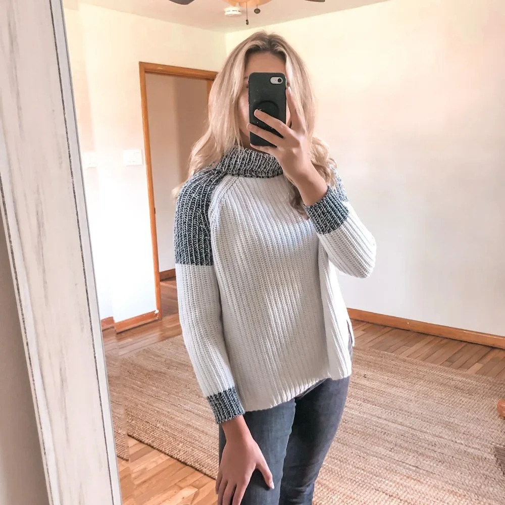 Sold - Picture 2 of 8